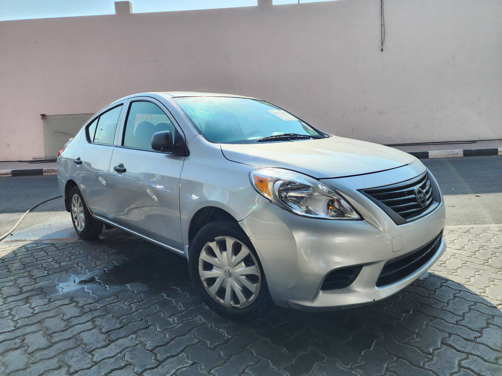 2013 NISSAN VERSA — 193463 Miles — Lot 39751328 — Souq - Marhaba Auctions Used Cars - Image 4