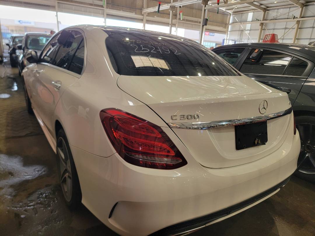 2017 MERCEDES BENZ C300 — 166492 Miles — Lot 39231397 — Ind. 12 - Marhaba Auctions Used Cars - Image 3