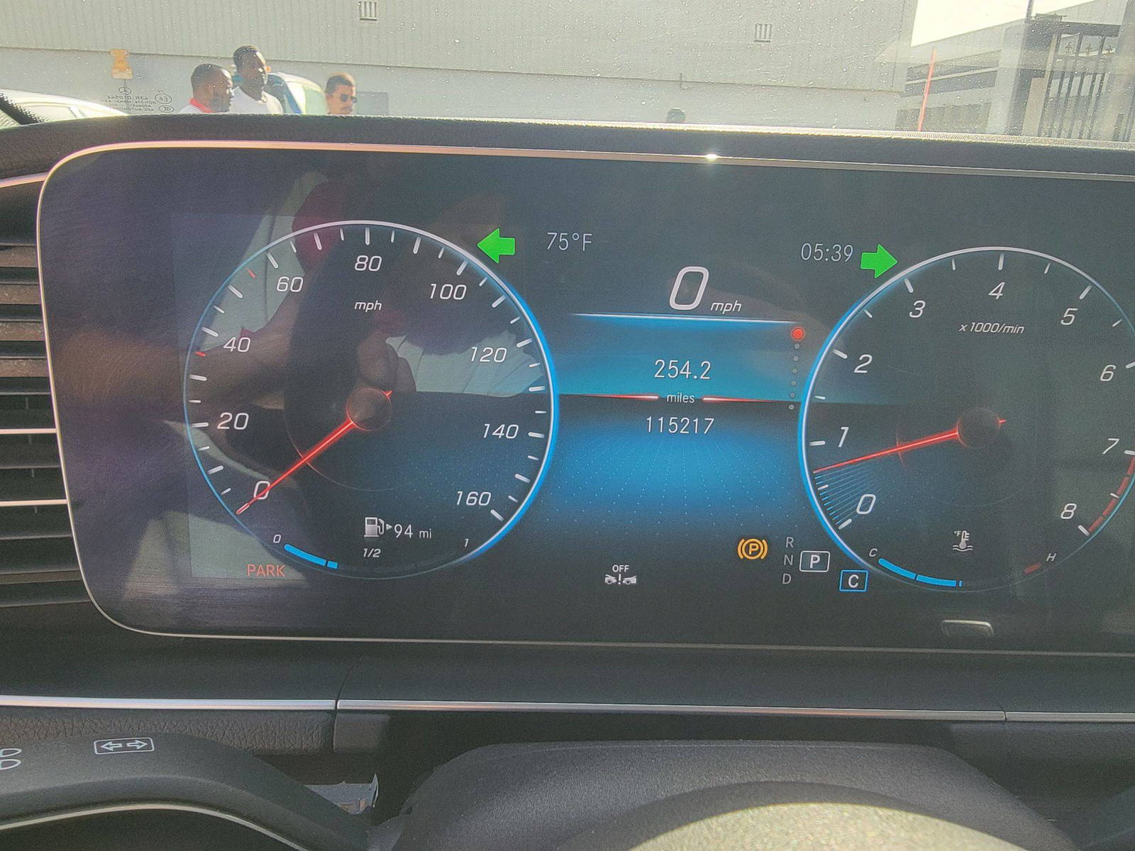 MERCEDES BENZ GLE 350 2020 - Marhaba Auction Used Cars - Image 12