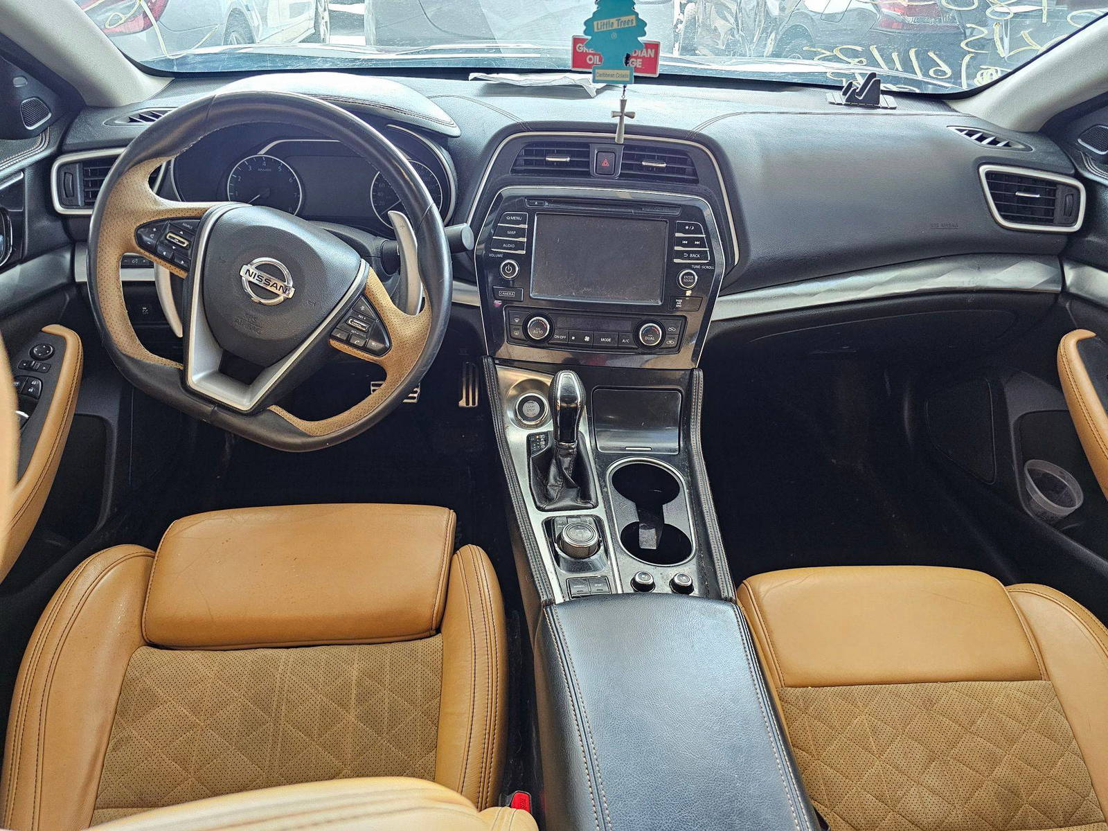 2016 NISSAN MAXIMA — 207335 KM — Lot 12321158 — Souq - Marhaba Auctions Used Cars - Image 7