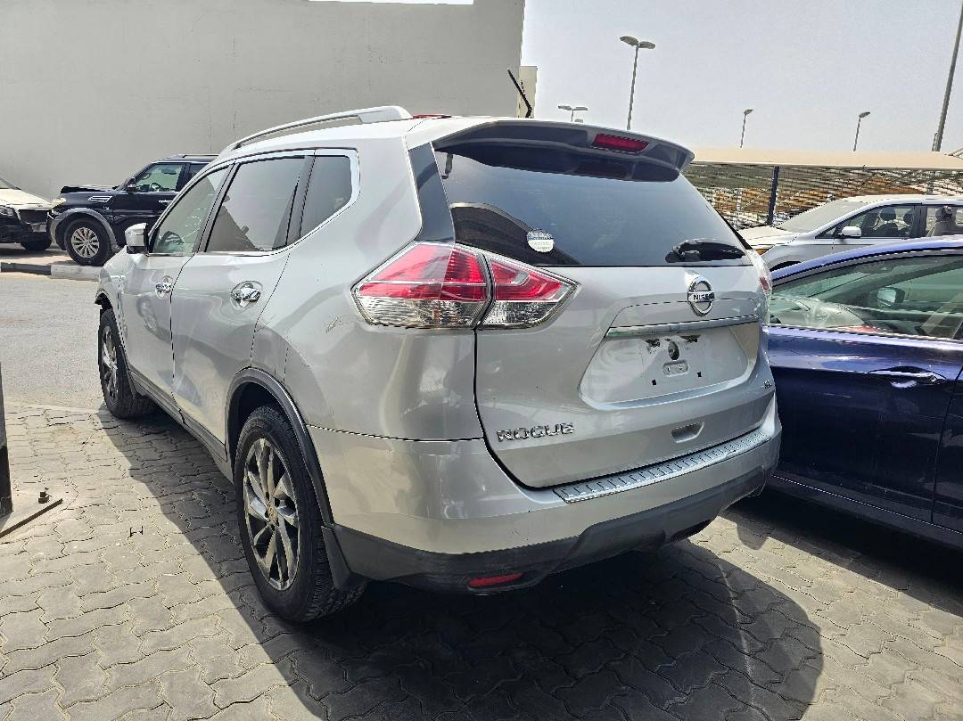 NISSAN ROGUE 2015 vehicle photo