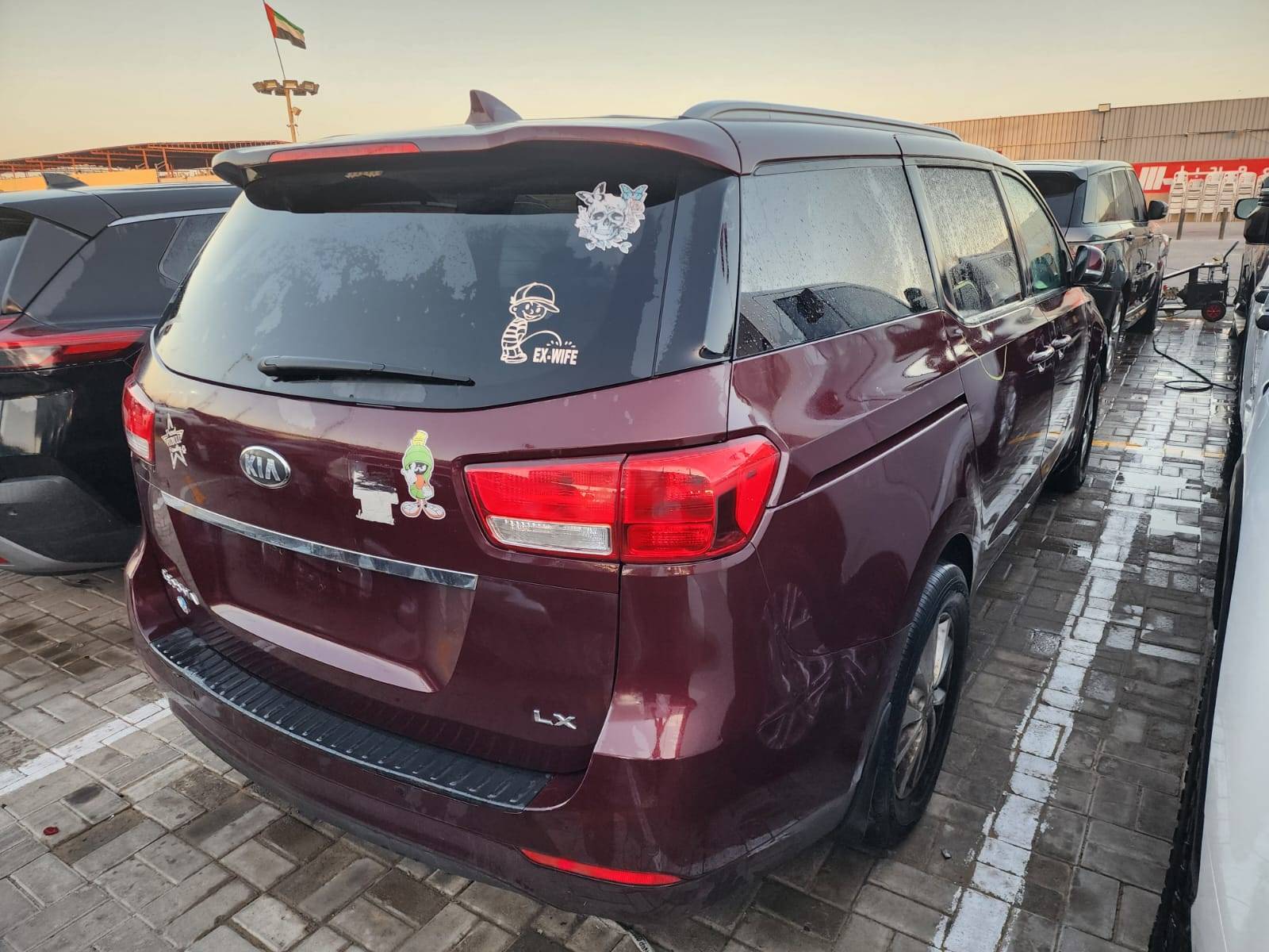 KIA SEDONA 2017 - Marhaba Auction Used Cars - Image 5