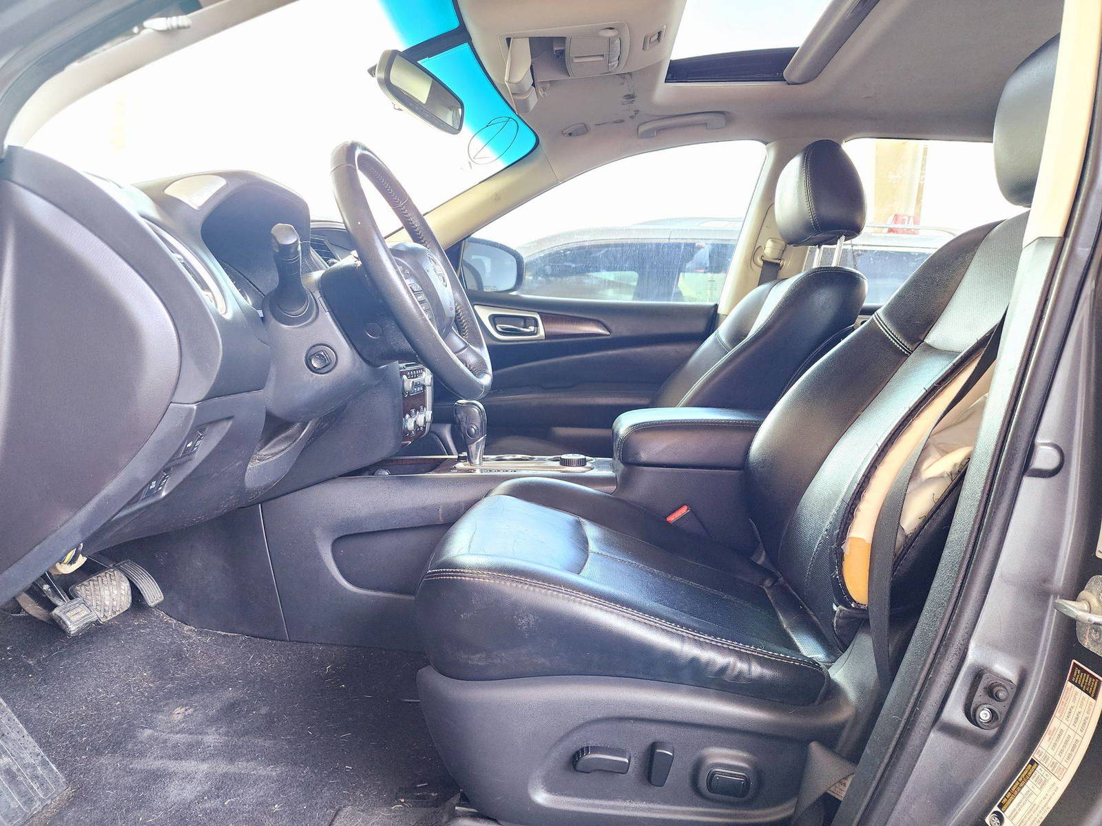 2015 NISSAN PATHFINDER — 209014 Miles — Lot 77539204 — Souq - Marhaba Auctions Used Cars - Image 9
