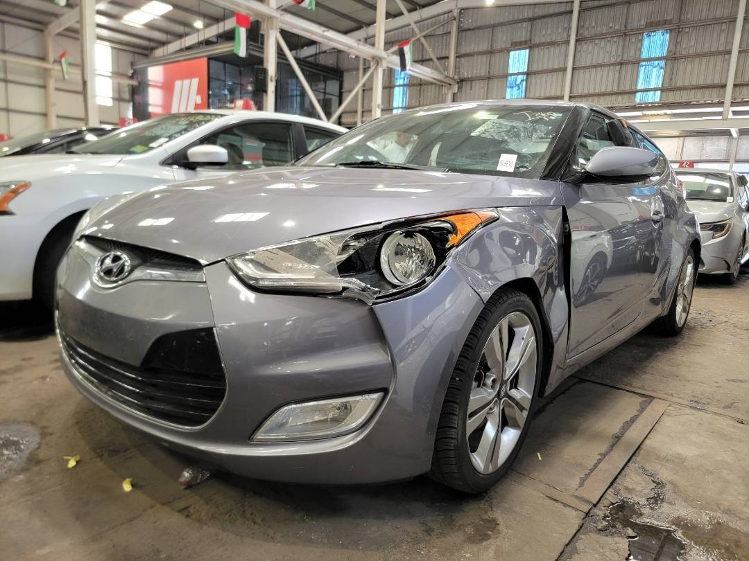 2017 HYUNDAI VELOSTER — 97130 Miles — Lot U322472 — Main - Marhaba Auctions Used Cars - Image 4