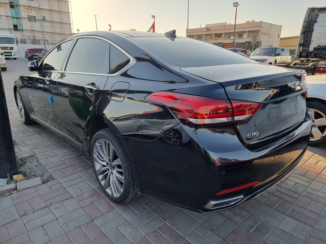 2018 GENESIS G80 — 121880 KM — Lot 215487 — Ind. 12 - Marhaba Auctions Used Cars - Image 5