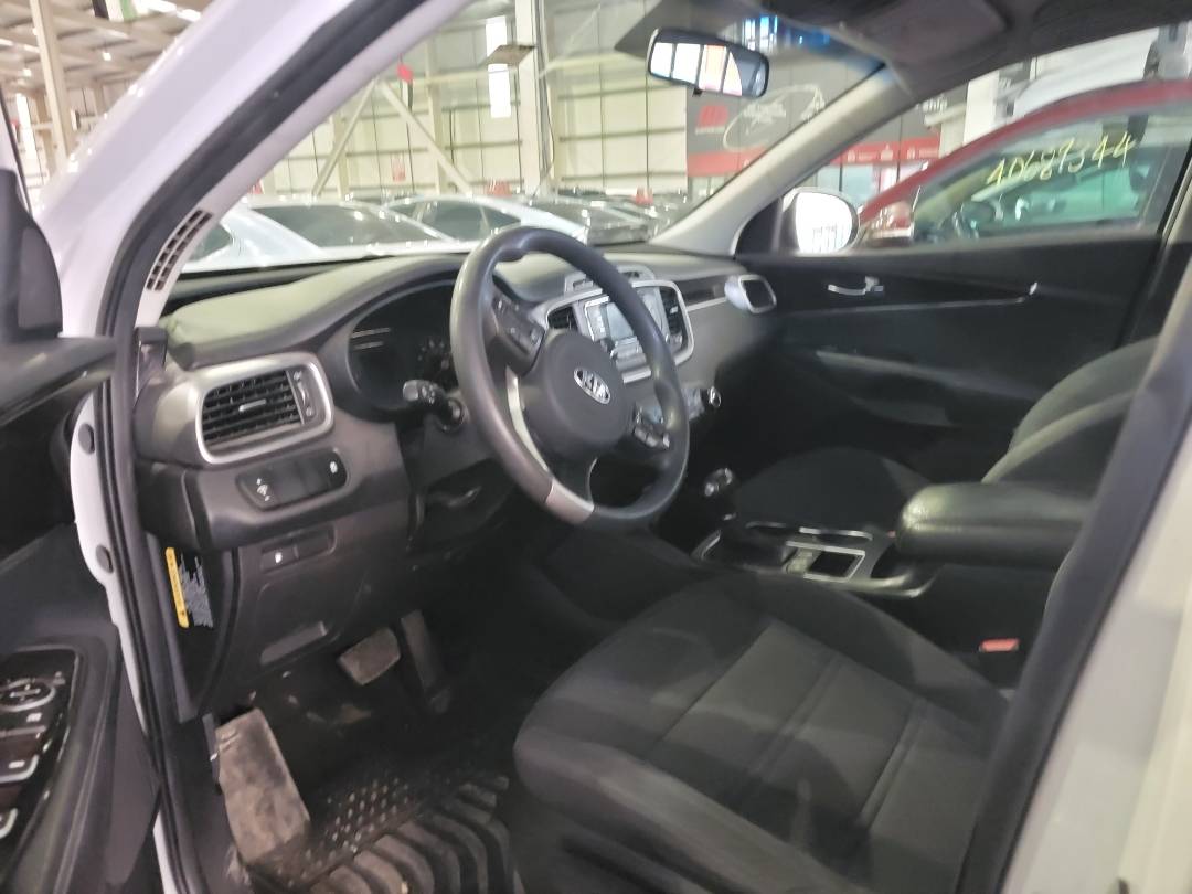 2016 KIA SORENTO — 127104 Miles — Lot 094000 — Main - Marhaba Auctions Used Cars - Image 6