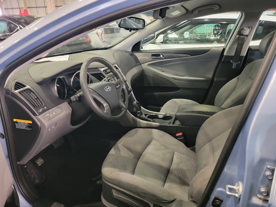 2013 HYUNDAI SONATA — 106782 Miles — Lot 75313904 — Main - Marhaba Auctions Used Cars - Image 8