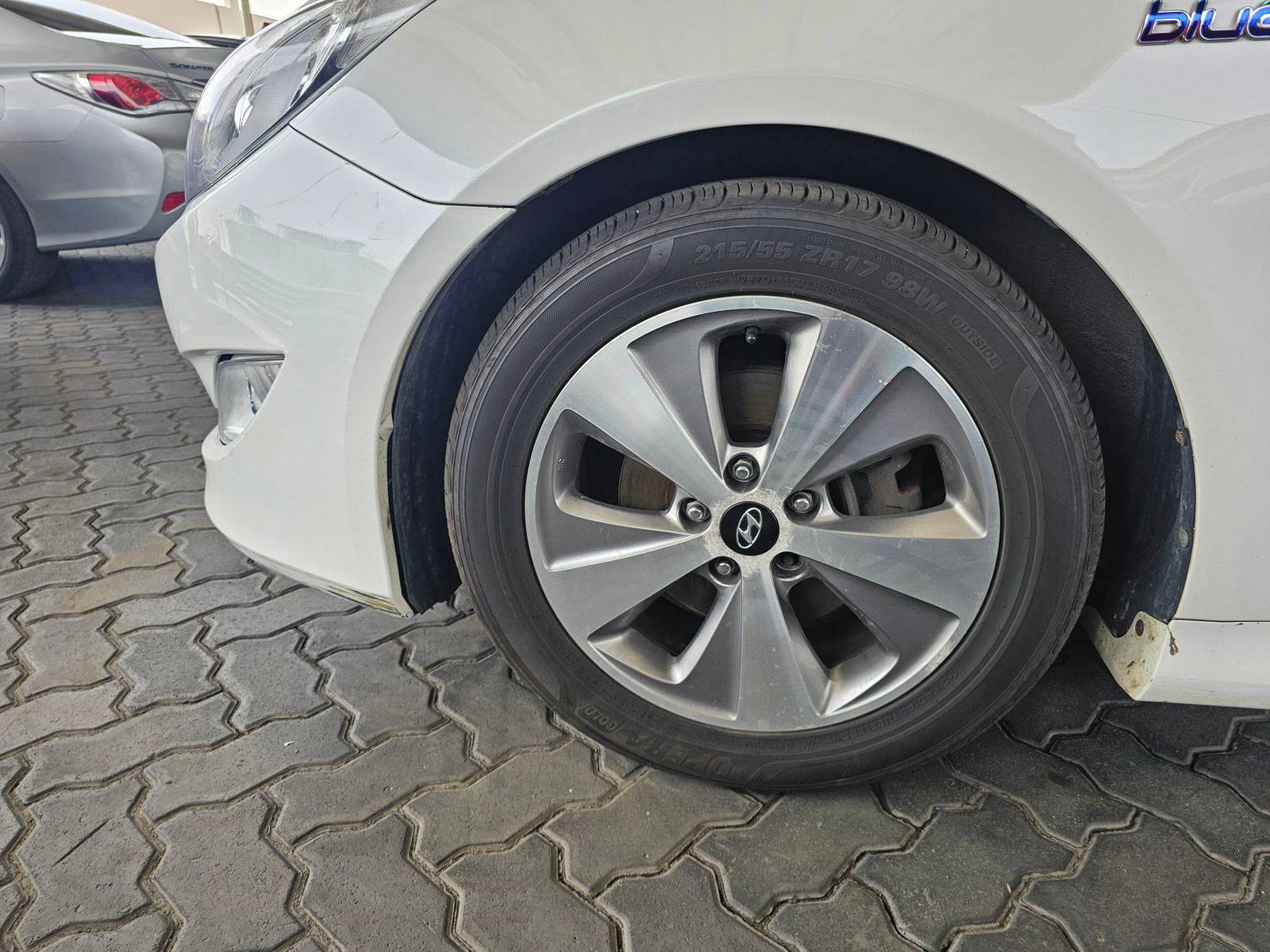 2012 HYUNDAI SONATA — 137402 KM — Lot 034568 — Main - Marhaba Auctions Used Cars - Image 9