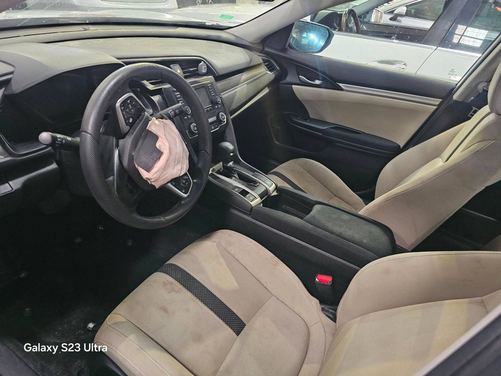 HONDA CIVIC 2019 - Marhaba Auction Used Cars - Image 8