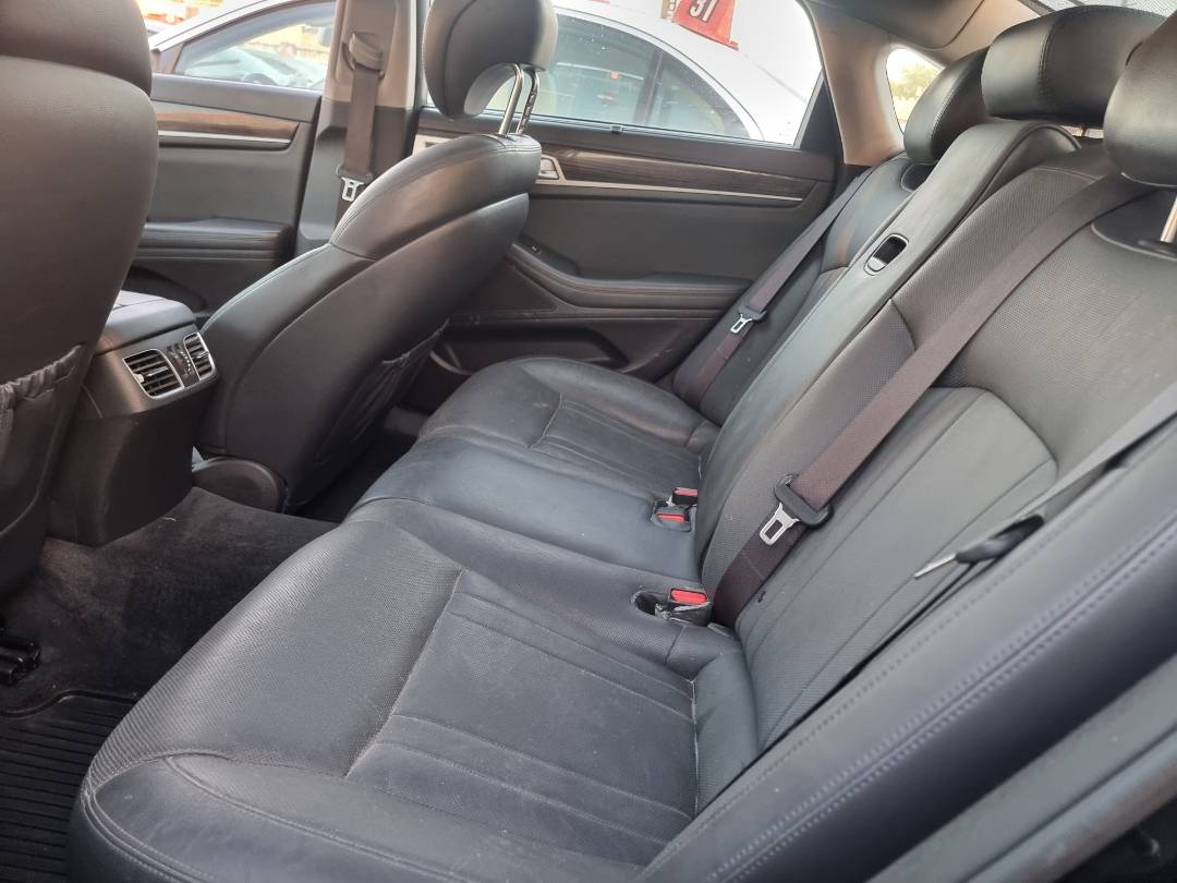 2015 HYUNDAI GENESIS — 184509 Miles — Lot U018111 — Souq - Marhaba Auctions Used Cars - Image 17