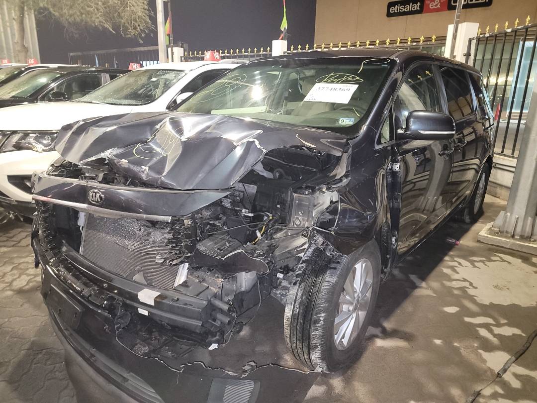 2017 KIA SEDONA — 92755 Miles — Lot 6306581 - Marhaba Auctions Used Cars - Image 3
