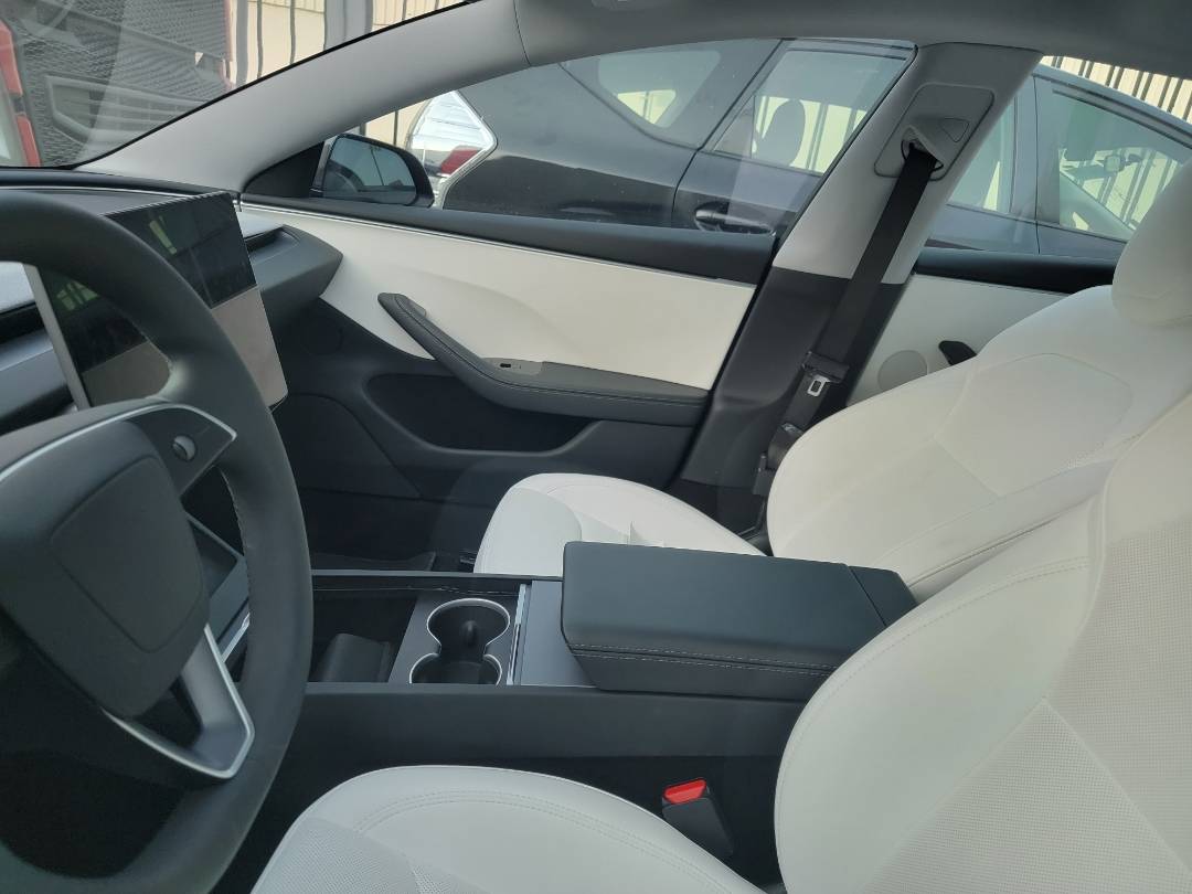 2024 TESLA MODEL 3 — 4992 KM — Lot 7EK4RC250917 — Main - Marhaba Auctions Used Cars - Image 6