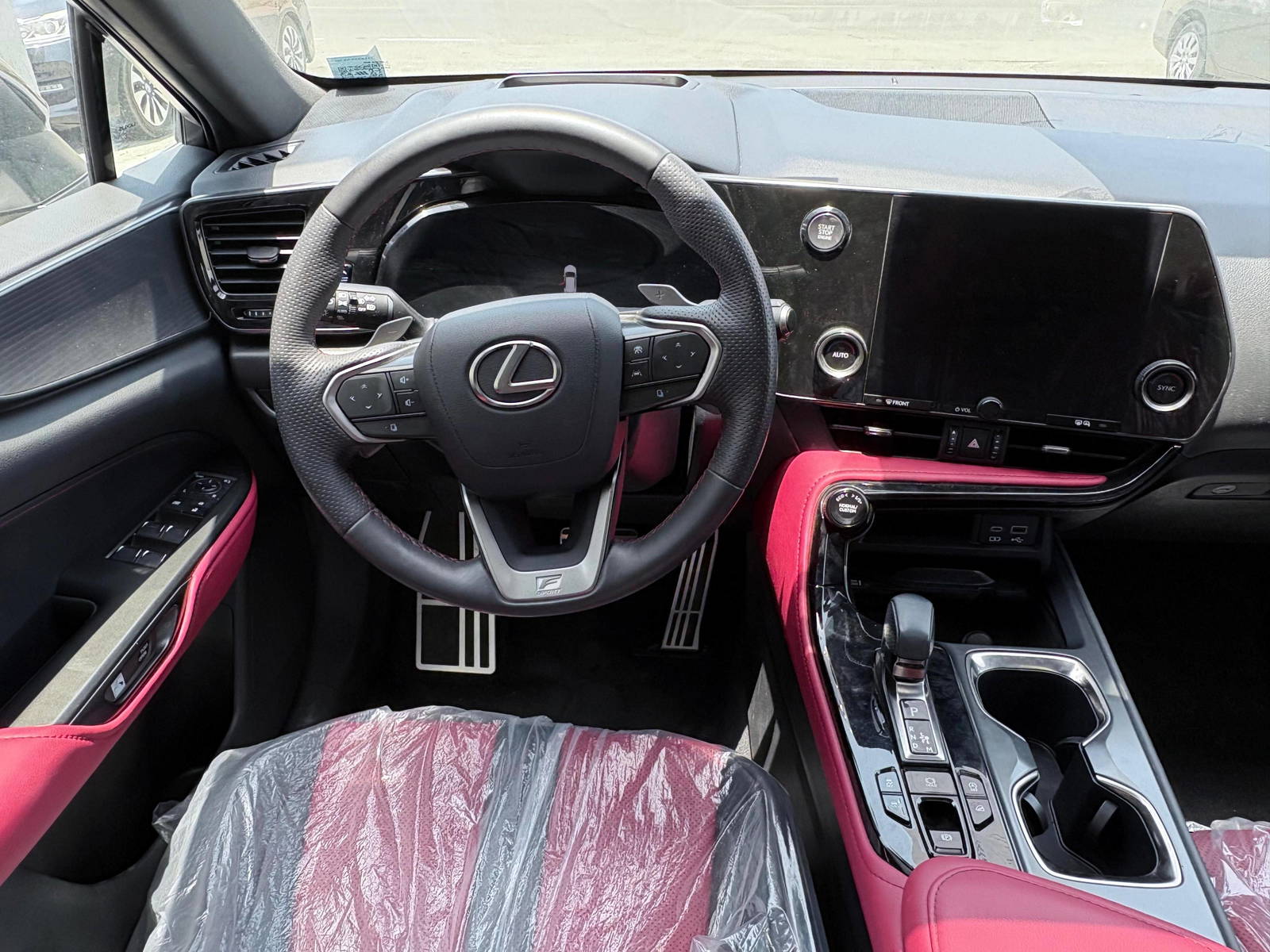 2023 LEXUS NX 350 — 12941 KM — Lot 024018 — UMM RAMOOL - Marhaba Auctions Used Cars - Image 22