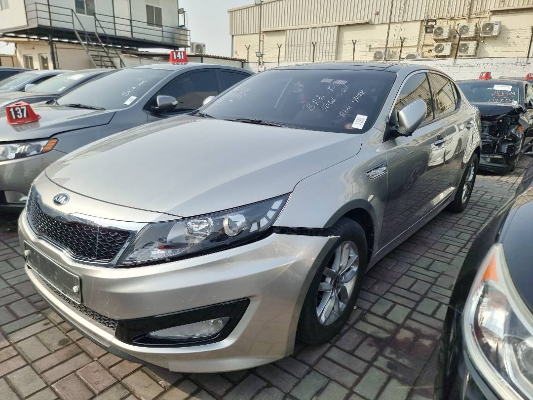 2012 KIA K5 — 143887 KM — Lot 214578 — Main - Marhaba Auctions Used Cars - Image 3