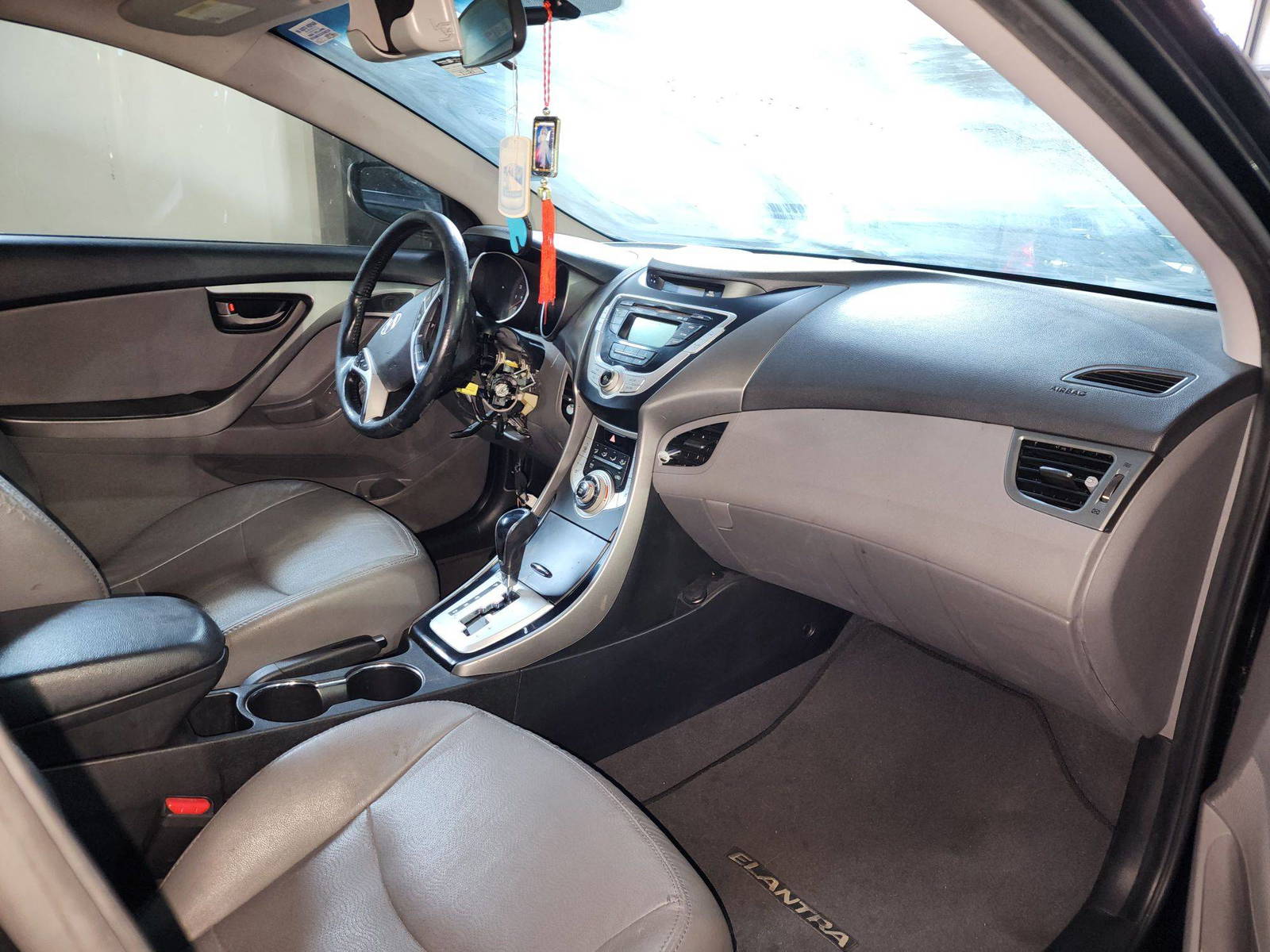 2011 HYUNDAI ELANTRA — 86526 Miles — Lot 53859054 — Al Quoz - Marhaba Auctions Used Cars - Image 8