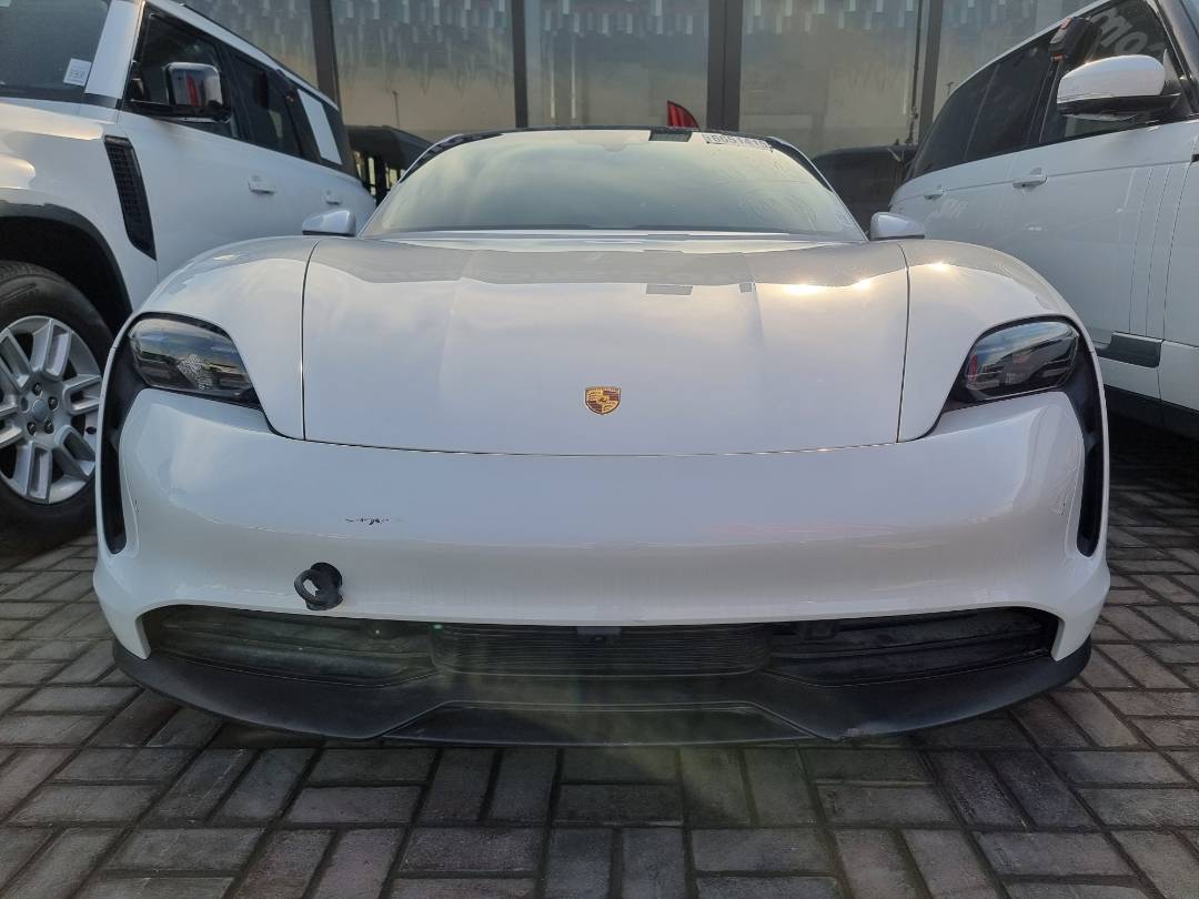PORSCHE TAYCAN 2021 - Marhaba Auction Used Cars - Image 14