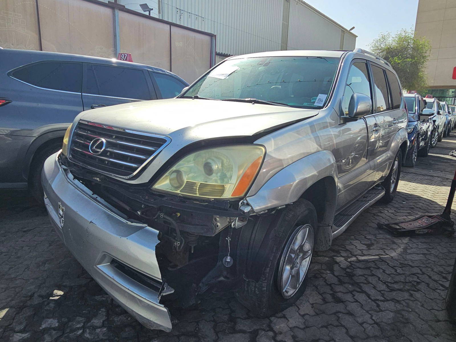 LEXUS GX 470 2005 - Marhaba Auction Used Cars - Image 5