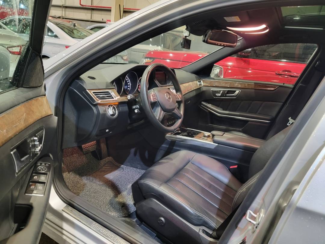 2014 MERCEDES BENZ E-300 — 118116 KM — Lot B4EA807443 — Main - Marhaba Auctions Used Cars - Image 9