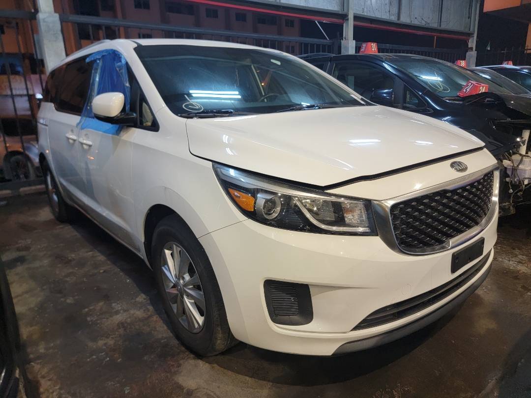 2015 KIA SEDONA — 173861 Miles — Lot 68681143 - Marhaba Auctions Used Cars - Image 7