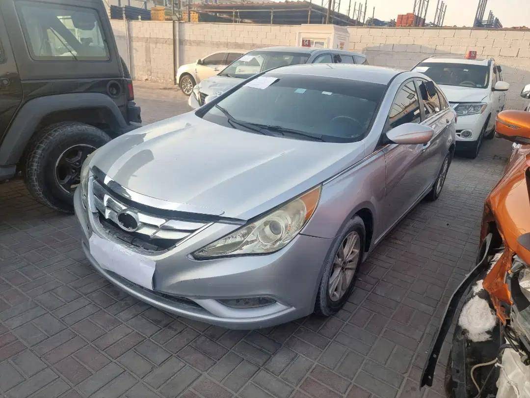 2011 HYUNDAI SONATA — 219332 Miles — Lot H076757 — Ind. 12 - Marhaba Auctions Used Cars - Image 3