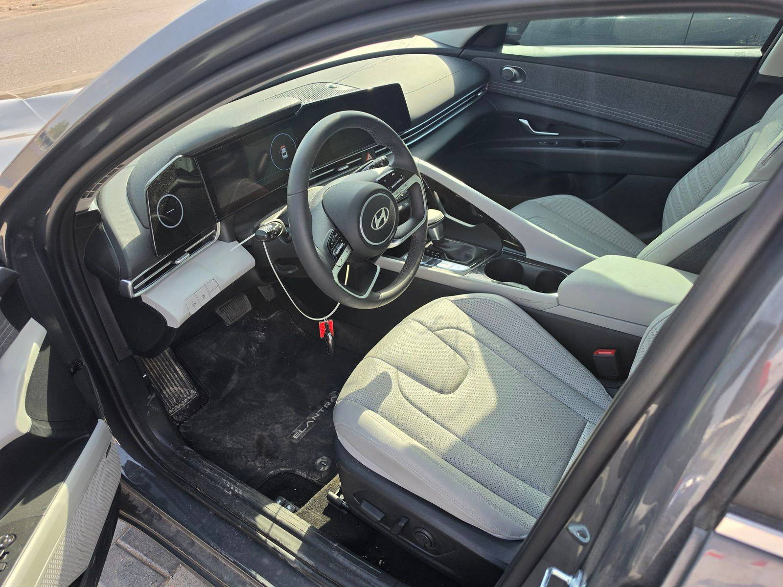 HYUNDAI ELANTRA 2025 - Marhaba Auction Used Cars - Image 8
