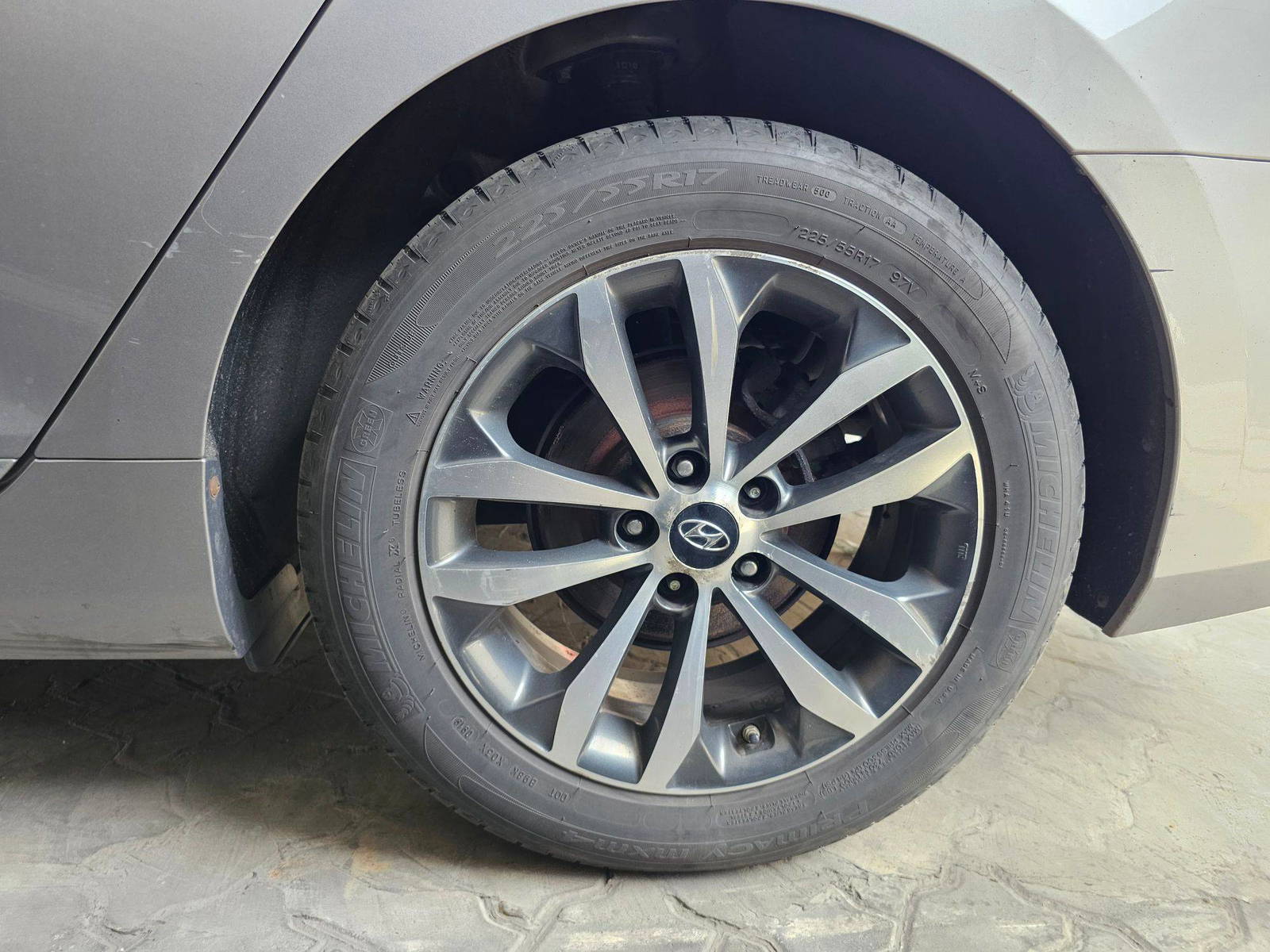 2011 HYUNDAI GRANDEUR — 229767 KM — Lot 032402 — Souq - Marhaba Auctions Used Cars - Image 10