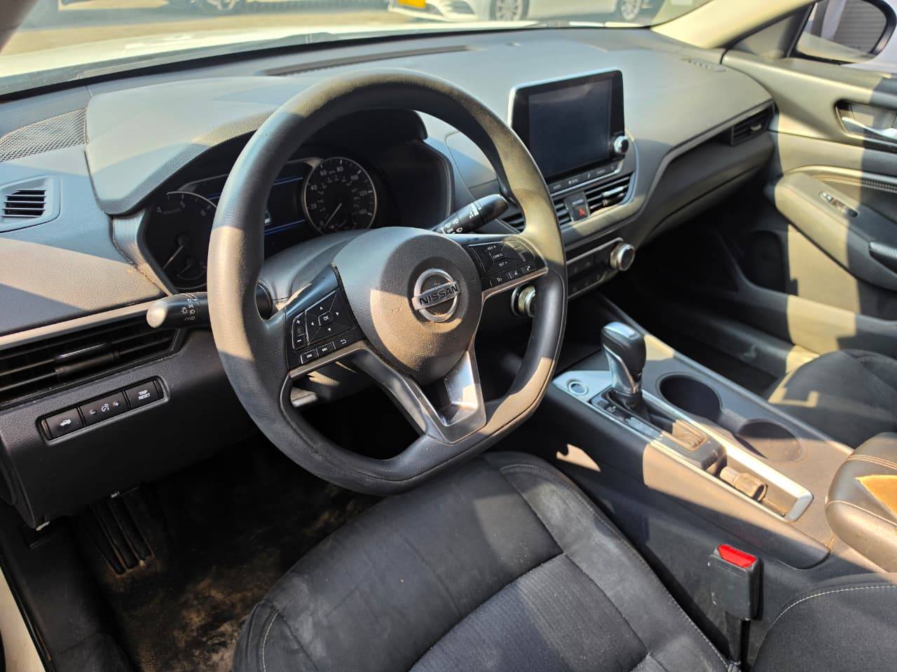 2019 NISSAN ALTIMA — 131117 Miles — Lot 45617357 - Marhaba Auctions Used Cars - Image 9