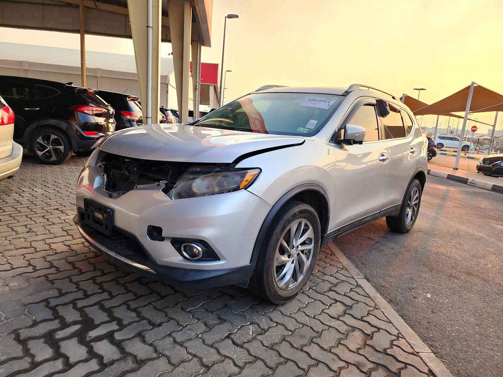 2015 NISSAN ROGUE — 186219 Miles — Lot 4FC888655Q — Souq - Marhaba Auctions Used Cars - Image 5