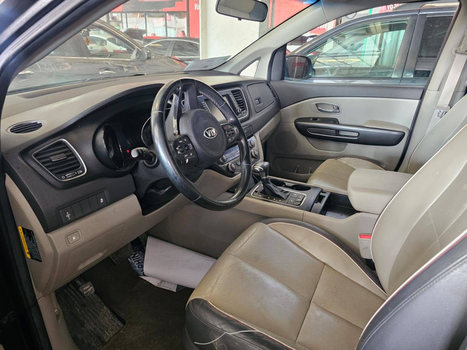 2017 KIA SEDONA — 177261 Miles — Lot 6254815 — Main - Marhaba Auctions Used Cars - Image 5