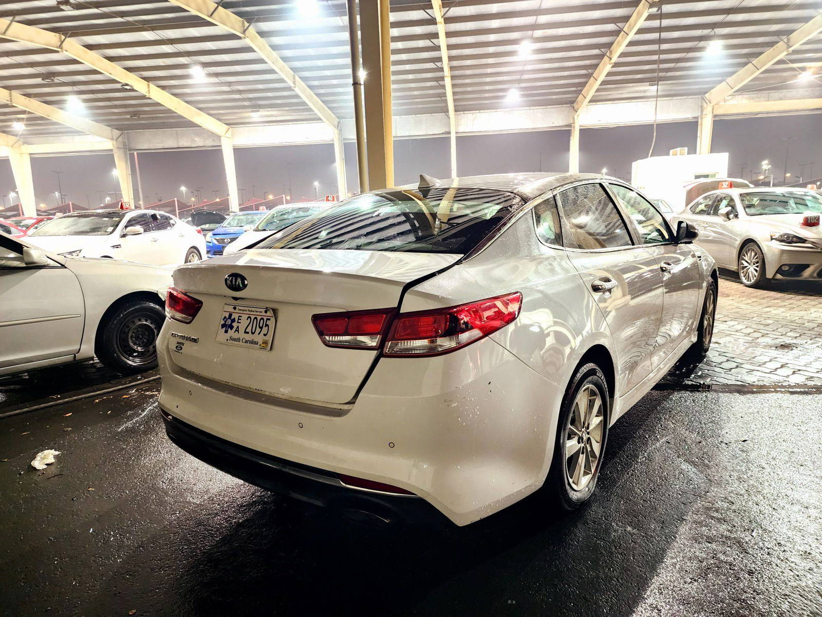 2018 KIA OPTIMA — 188934 Miles — Lot 5720711 — Souq - Marhaba Auctions Used Cars - Image 5