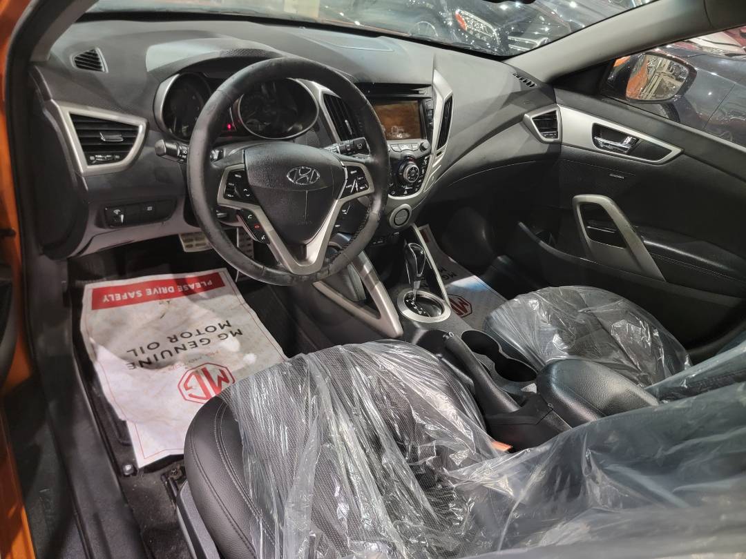 2013 HYUNDAI VELOSTER — 145724 Miles — Lot 4231231201 - Marhaba Auctions Used Cars - Image 4