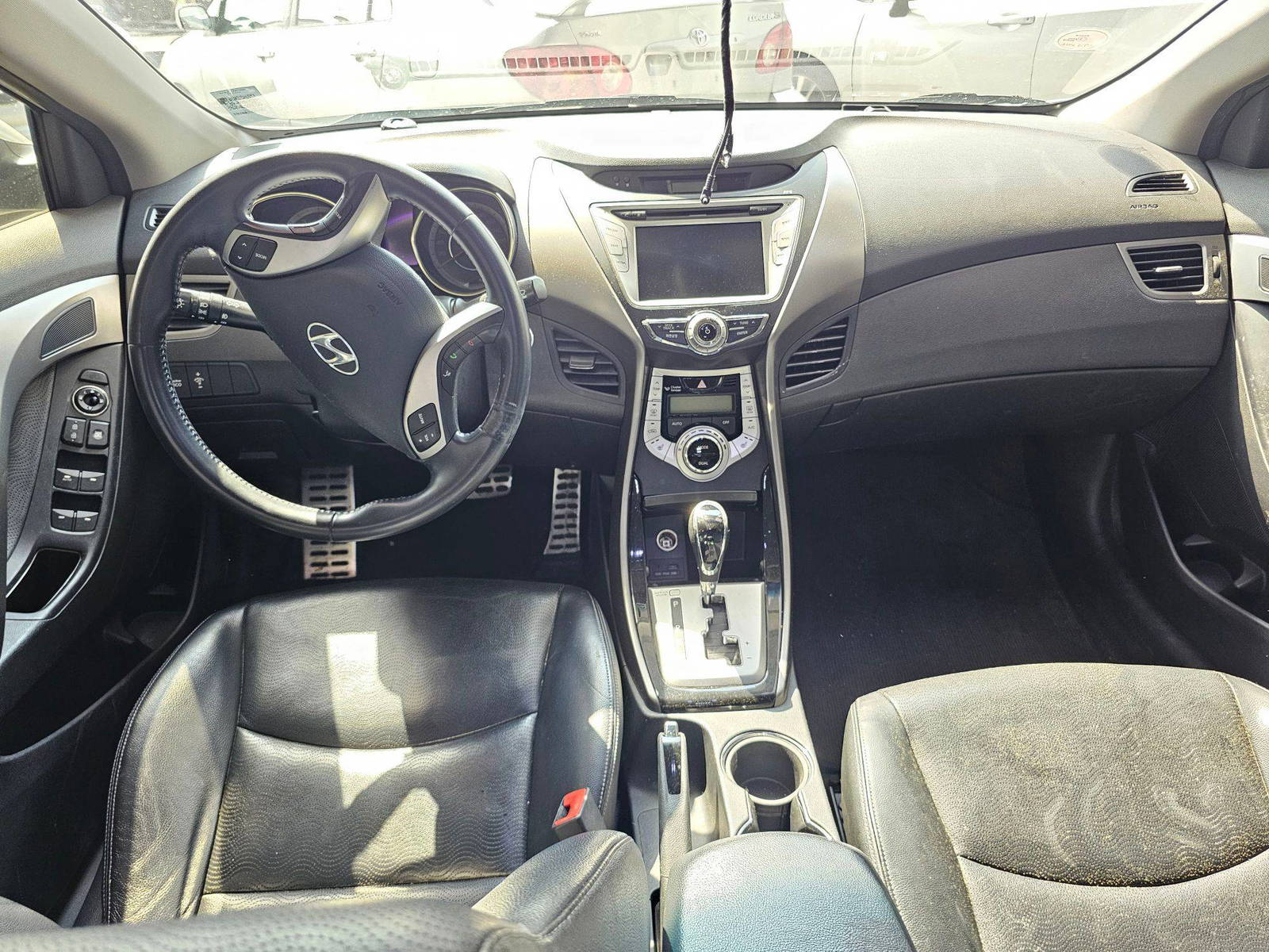 2011 HYUNDAI AVANTE — 173178 KM — Lot 009723 — Souq - Marhaba Auctions Used Cars - Image 7