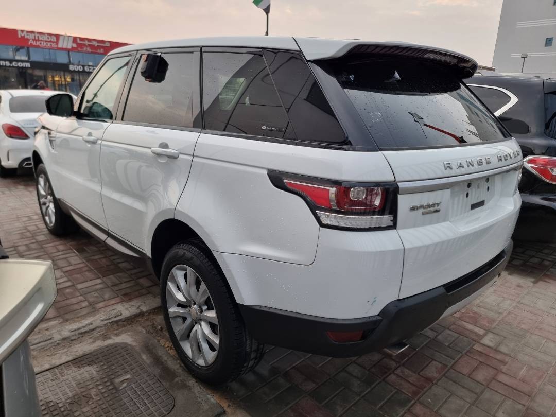 2014 LAND ROVER RANGE ROVER SPORT — 69736 Miles — Lot F7EA379872 — Ind. 12 - Marhaba Auctions Used Cars - Image 4