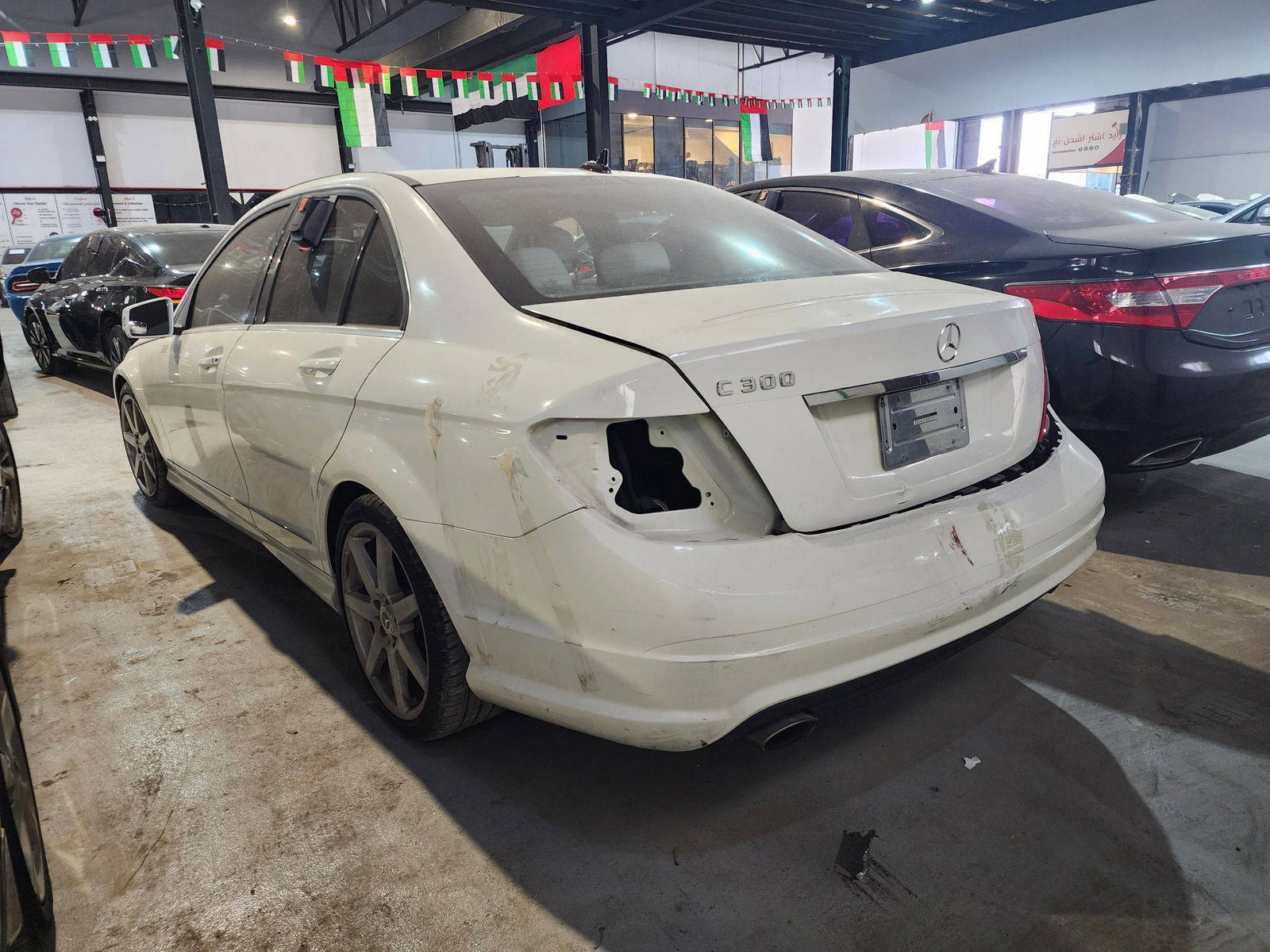 MERCEDES BENZ C300 2011 - Marhaba Auction Used Cars - Image 6