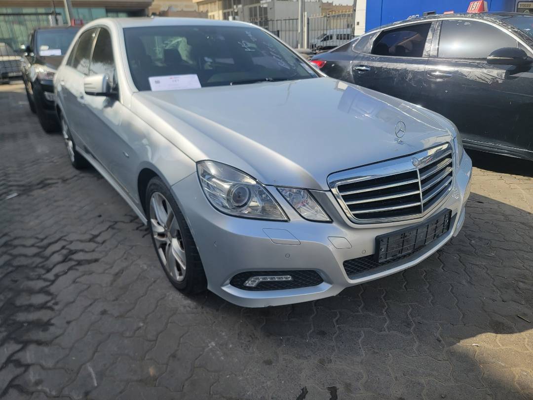 2010 MERCEDES BENZ E 200 — 126864 KM — Lot 242075 — Main - Marhaba Auctions Used Cars - Image 3