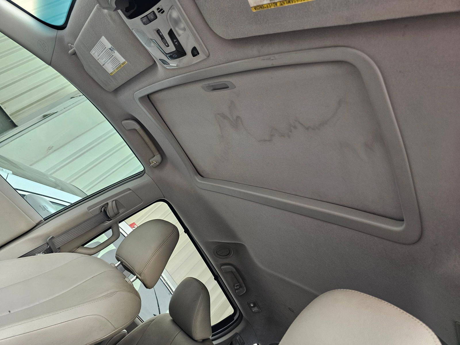 2011 TOYOTA SIENNA — 177886 Miles — Lot BS013650 — Main - Marhaba Auctions Used Cars - Image 10