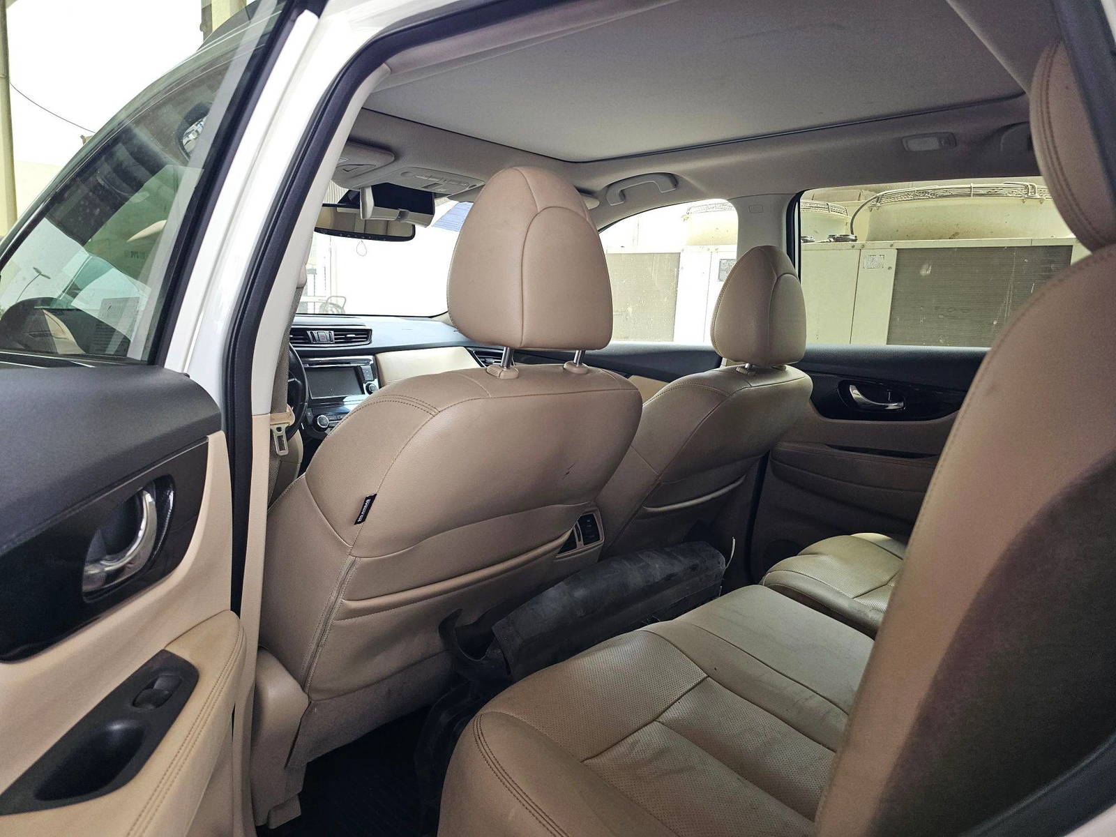 2018 NISSAN ROGUE — 204448 Miles — Lot 89219015 — Souq - Marhaba Auctions Used Cars - Image 6