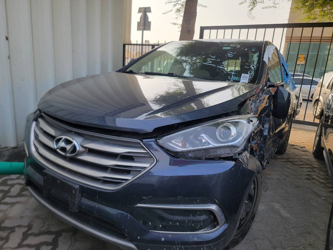 2018 HYUNDAI SANTA FE SPORT — 55418 Miles — Lot 2JH061655 — Souq - Marhaba Auctions Used Cars - Image 5