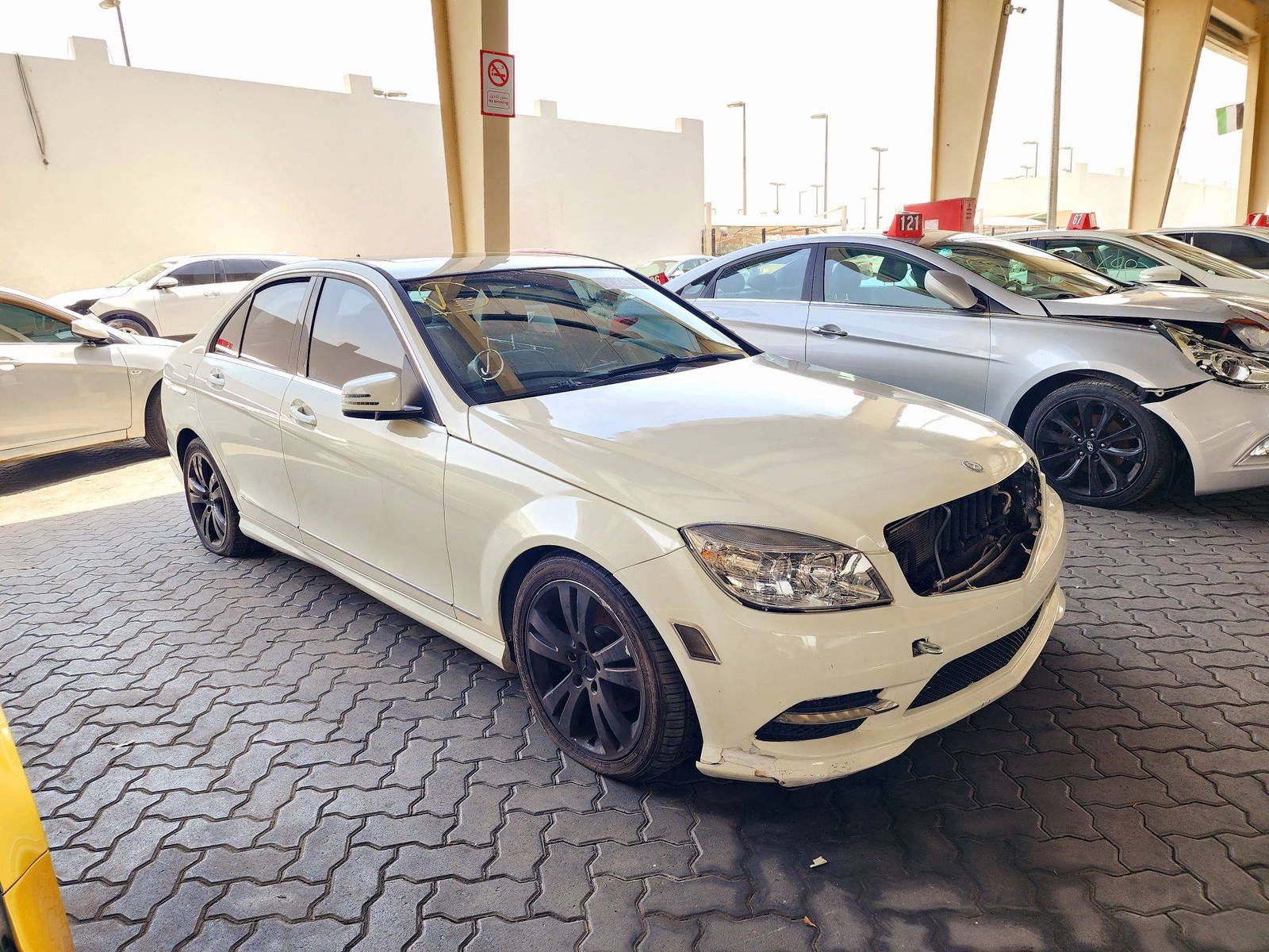 2011 MERCEDES BENZ C300 — 158408 Miles — Lot 42182975 — Souq - Marhaba Auctions Used Cars - Image 4