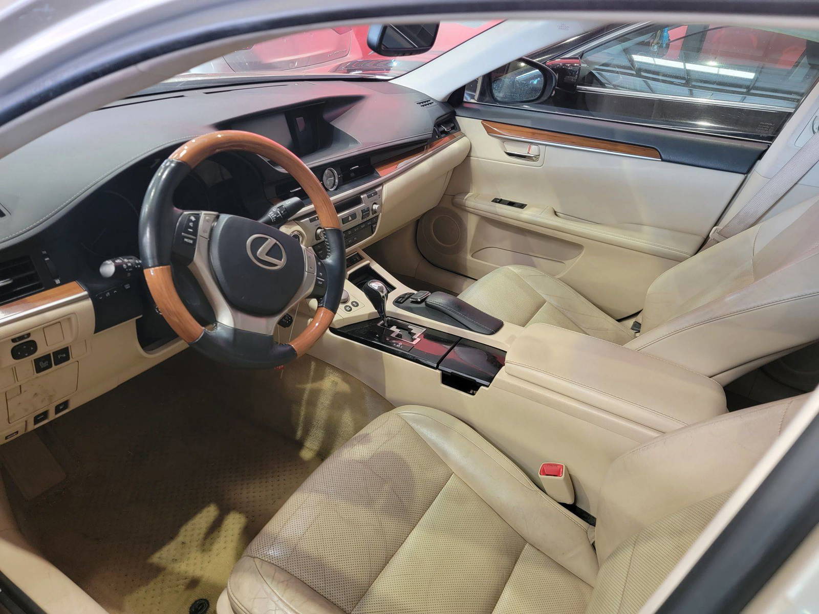 LEXUS ES 300H 2015 - Marhaba Auction Used Cars - Image 8