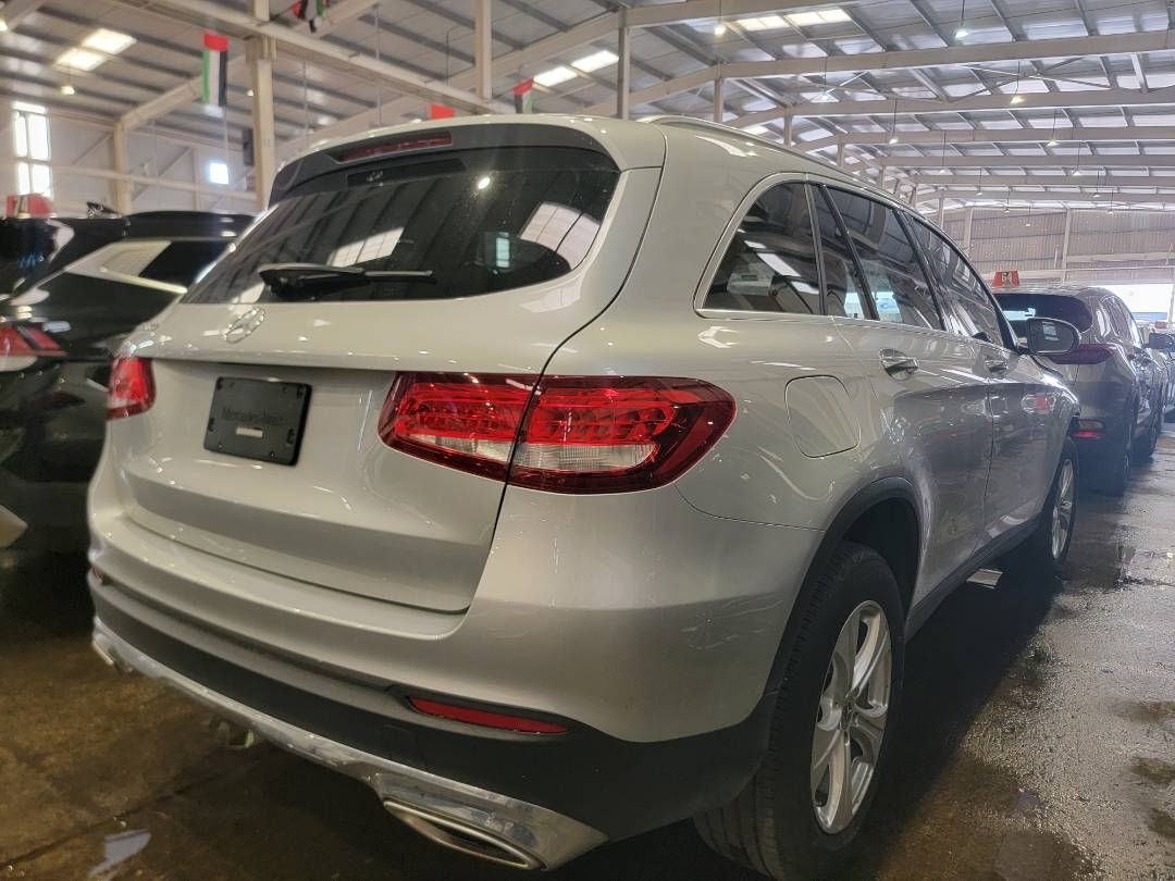 2018 MERCEDES BENZ GLC-300 — 35395 Miles — Lot JV039706 — Main - Marhaba Auctions Used Cars - Image 3