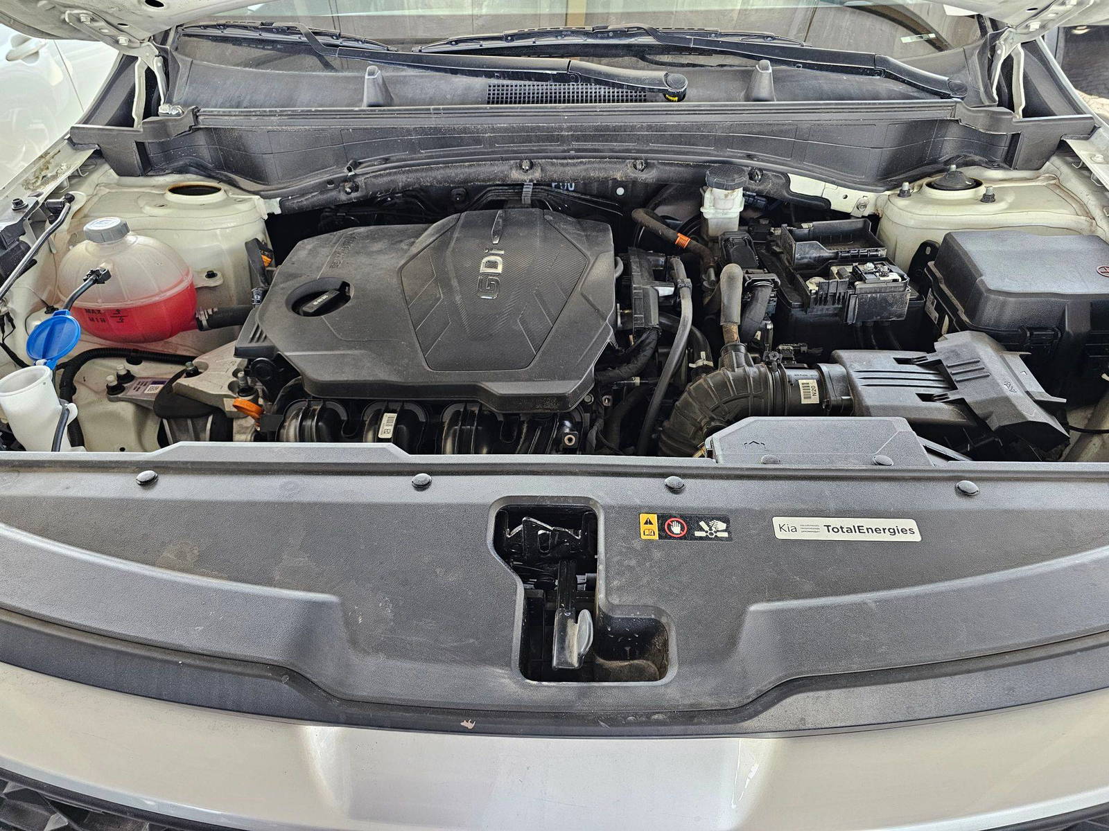 KIA SPORTAGE 2023 - Marhaba Auction Used Cars - Image 11