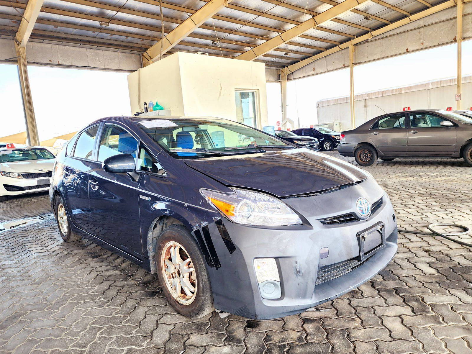 2010 TOYOTA PRIUS — 209091 Miles — Lot 0048475 — Main - Marhaba Auctions Used Cars - Image 5