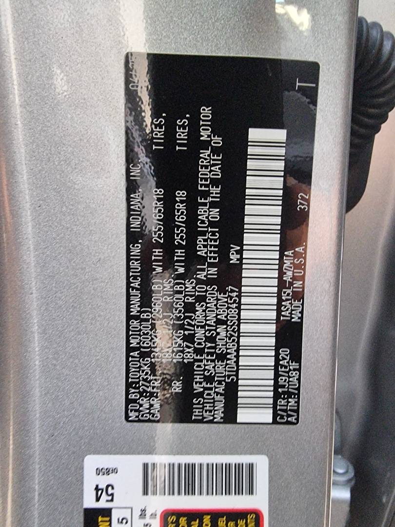 TOYOTA GRAND HIGHLANDER XLE 2025 - Marhaba Auction Used Cars - Image 8