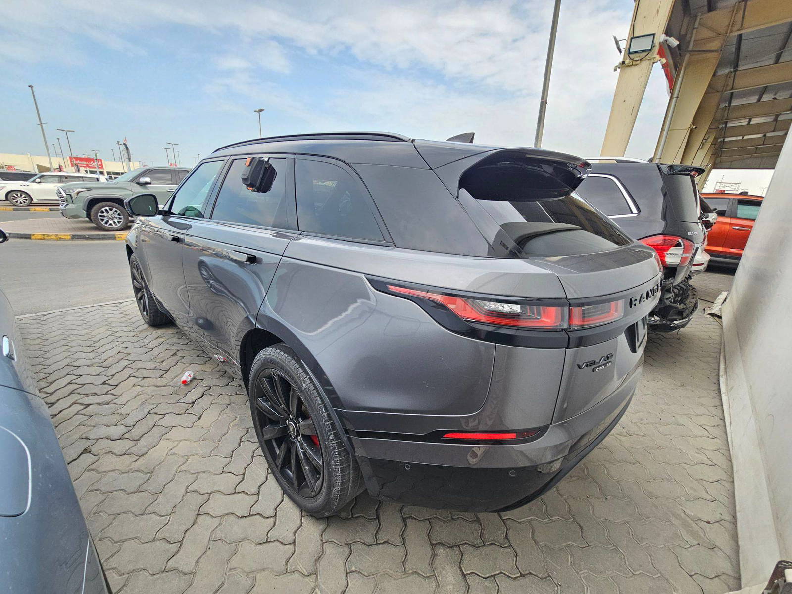 2018 LAND ROVER RANGE ROVER VELAR — 149944 KM — Lot 756638 — Souq - Marhaba Auctions Used Cars - Image 5