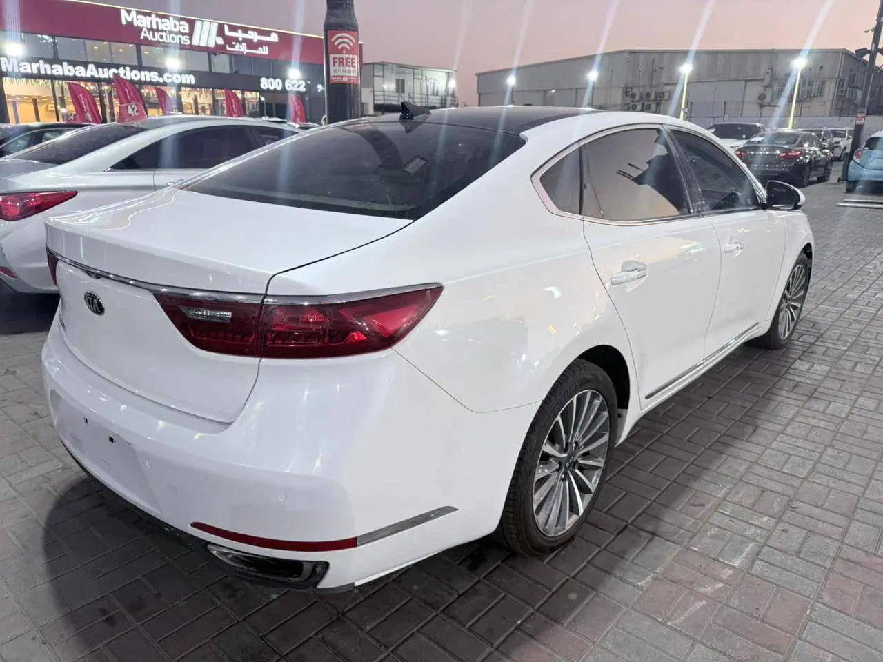 2018 KIA CADENZA — 52916 Miles — Lot J5105019 — Ind. 12 - Marhaba Auctions Used Cars - Image 5