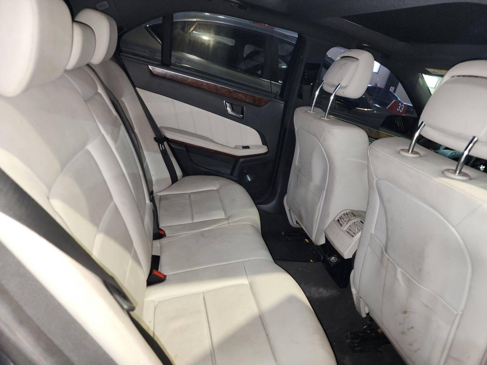 2011 MERCEDES BENZ E 350 — 189994 Miles — Lot 39509023 — Souq - Marhaba Auctions Used Cars - Image 8