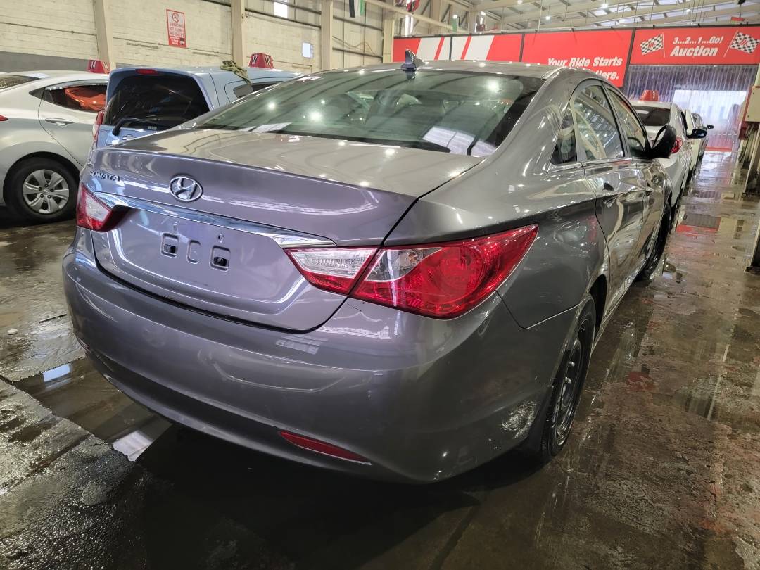 2012 HYUNDAI SONATA — 278676 KM — Lot H363602 — Main - Marhaba Auctions Used Cars - Image 3