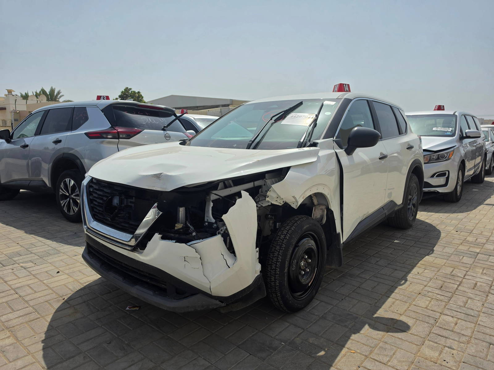 Nissan Rogue 2023 view 2