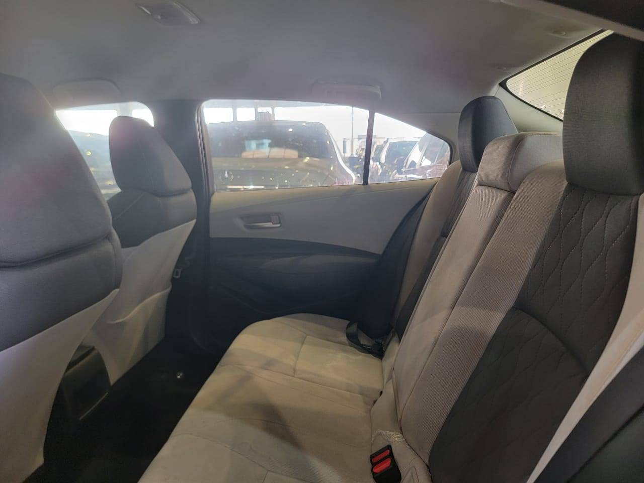 2020 TOYOTA COROLLA — 259889 KM — Lot 37022233 — Souq - Marhaba Auctions Used Cars - Image 8